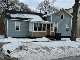 742 W Grand Ave, Muskegon, MI 49441