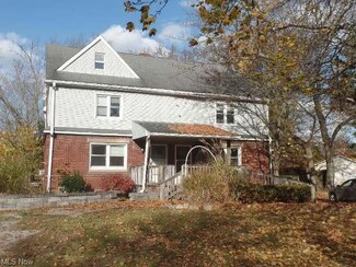 160 Nila Dr, North Lima, OH 44452