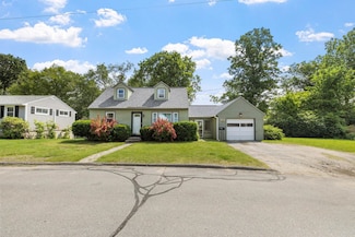 46 E Diane Dr, Keene, NH 03431