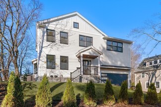 951 Walnut St, Newton Highlands, MA 02461