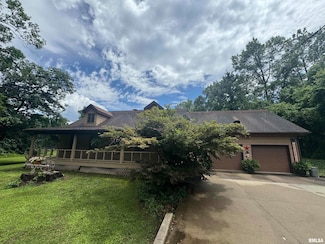 5560 Hidden Acres Ln, Carterville, IL 62918