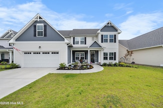74 W Weatherbee Way, Hampstead, NC 28443