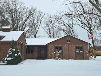 6410 Lenox Ave, Wisconsin Rapids, WI 54494