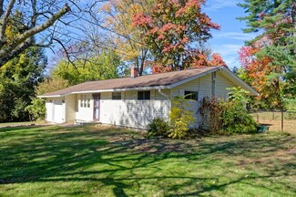 32 Colonial Way, Holliston, MA 01746