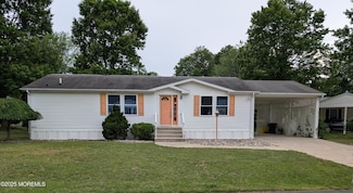 14 Tanglewood Dr, Plumsted, NJ 08514