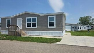 1422 Center Dr Unit 130, Alden, NY 14004