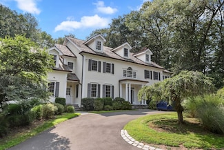 134 Valley Rd, New Canaan, CT 06840