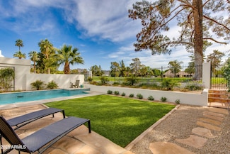 5209 N 25th Place Unit III, Phoenix, AZ 85016
