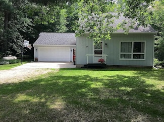 117 Vista Ct, Roscommon, MI 48653