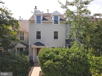 6006 Havener House Way, Centreville, VA 20120