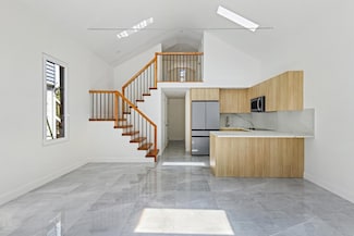 32 Lincoln Terrace, Brooklyn, NY 11235
