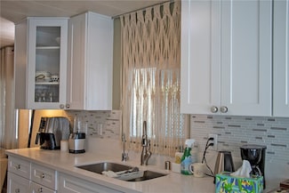 8811 Canoga Ave Unit 226, Canoga Park, CA 91304
