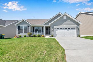 1701 Ridgeway Trail, Fenton, MO 63026