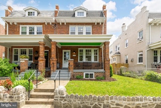 5715 4th St NW, Washington, DC 20011