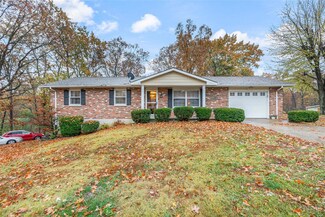11772 Kingston Dr, Festus, MO 63028
