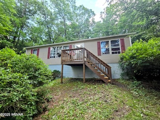 1428 Ridge Rd, Jersey Shore, PA 17740
