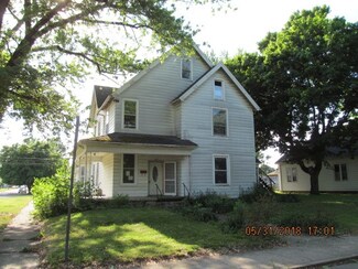 712 S Water St, Jonesboro, IN 46938