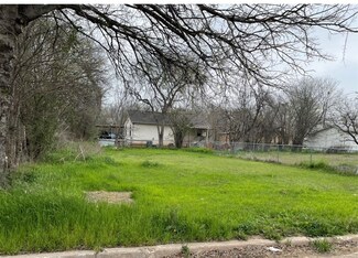 1918 S 21st St, Waco, TX 76706
