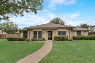 221 Manhattan Blvd, Sunnyvale, TX 75182