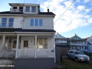 522 W Olive St, Mount Carmel, PA 17851