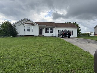 102 Bowers Ct, Oak Grove, KY 42262