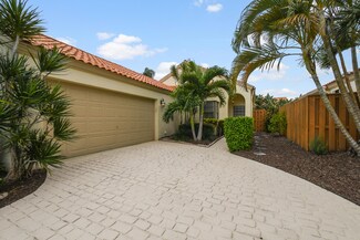 2519 La Cristal Cir, West Palm Beach, FL 33410