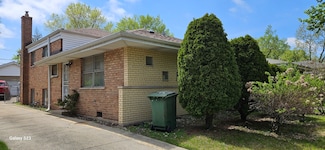14842 Shepard Dr, Dolton, IL 60419