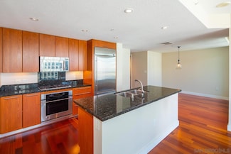 1205 Pacific Hwy Unit 704, San Diego, CA 92101
