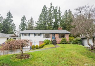 4816 W Glenhaven Dr, Everett, WA 98203