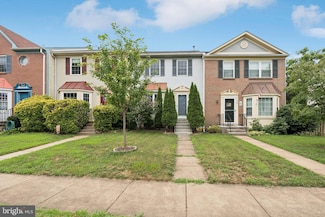 907 Smartts Ln NE, Leesburg, VA 20176