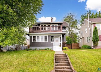 2029 E 8th St, Duluth, MN 55812