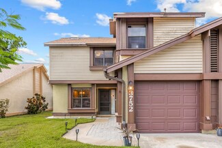 3752 Sawgrass Dr, Titusville, FL 32780