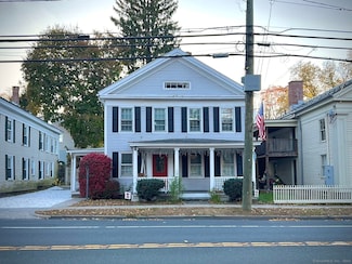 537 Main St, New Hartford, CT 06057