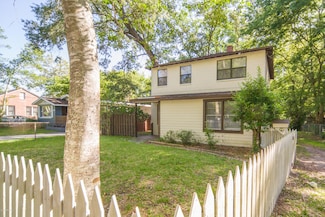 1521 Yukon St, Jacksonville, FL 32205