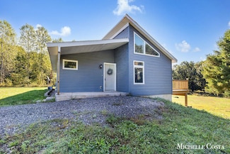 2604 Wiersma St NE, Cedar Springs, MI 49319