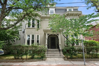 308 Brookline St Unit 3B, Cambridge, MA 02139