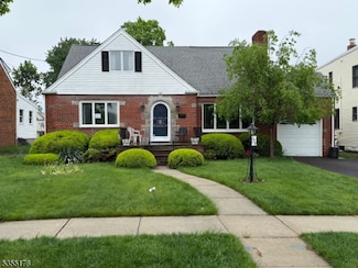 100 Park Slope, Clifton, NJ 07011