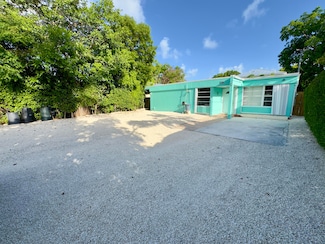 23 Snapper Ave, Key Largo, FL 33037