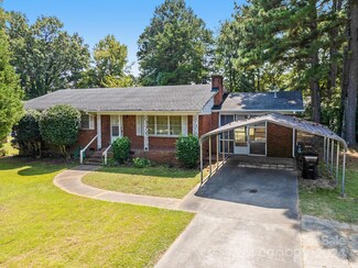 1423 Ebinport Rd, Rock Hill, SC 29732