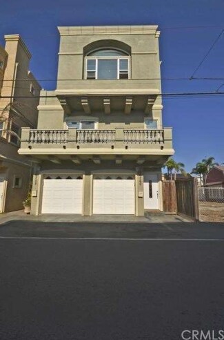 16760 Bayview Dr, Sunset Beach, CA 90742