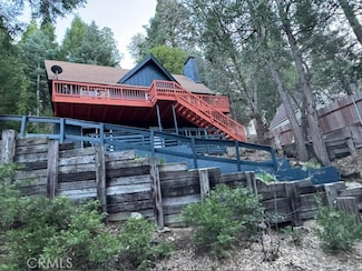 286 Terrace Rd, Lake Arrowhead, CA 92352