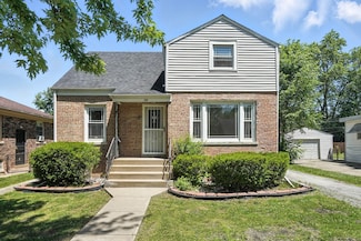 228 E 141st St, Dolton, IL 60419