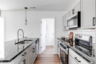 238 St Matthew St, Petersburg, VA 23803