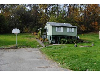 1294 Butler Rd, Springdale, PA 15144