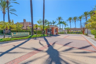 12162 Napoli Dr, Cerritos, CA 90703