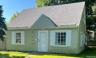 790 3rd Ave, Pontiac, MI 48340