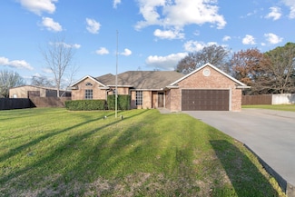 2013 Wood Trail, Azle, TX 76020