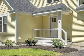 98 Park St Unit 1, Pepperell, MA 01463