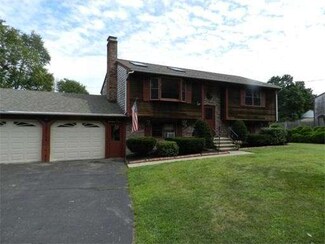 212 Blackstone St, Blackstone, MA 01504
