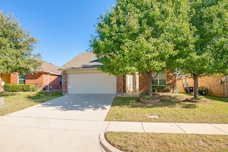 11808 Pinyon Pine Dr, Fort Worth, TX 76244